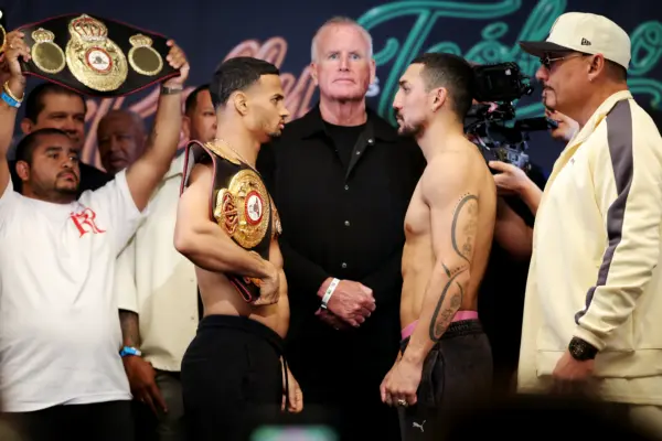 Rolly Romero and Teófimo López face off