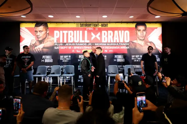 Isaac Cruz and Nestor Bravo face off
