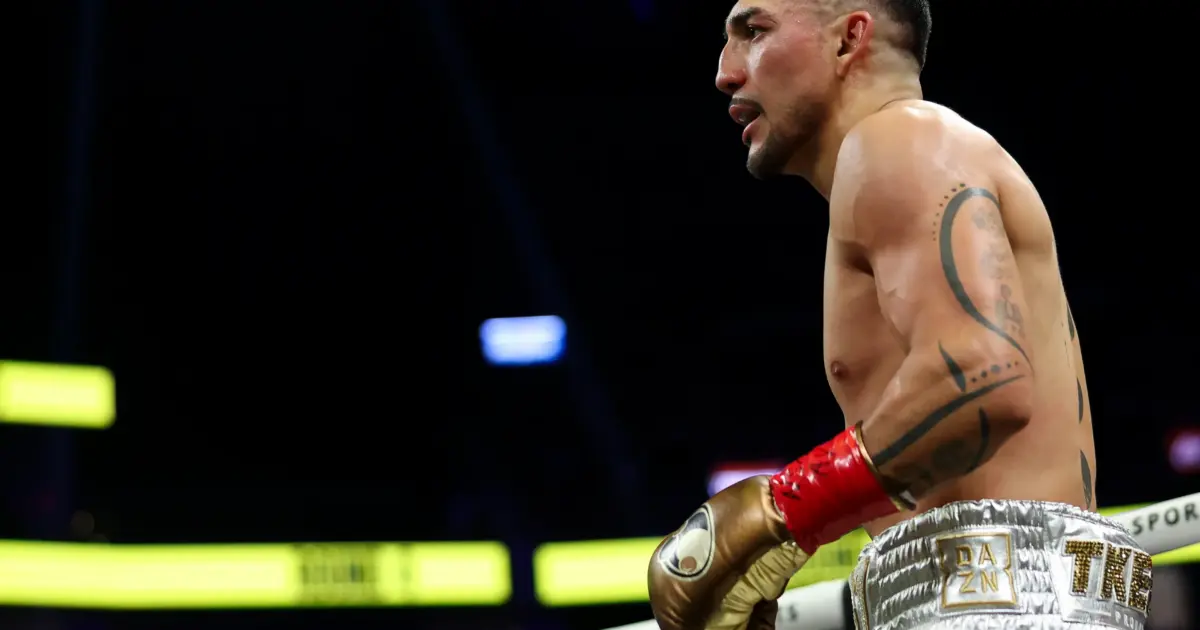 Teófimo López in the ring