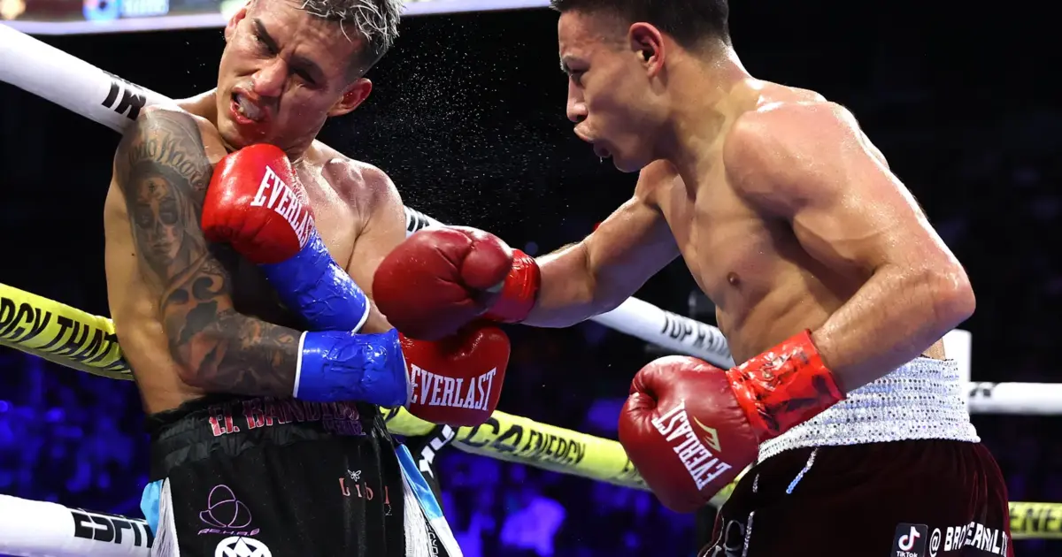 Albert Gonzalez unloads on Gerardo Antonio Perez